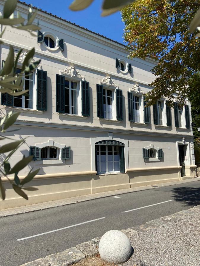 Bed and Breakfast Le Gabriel Claviers Exterior foto